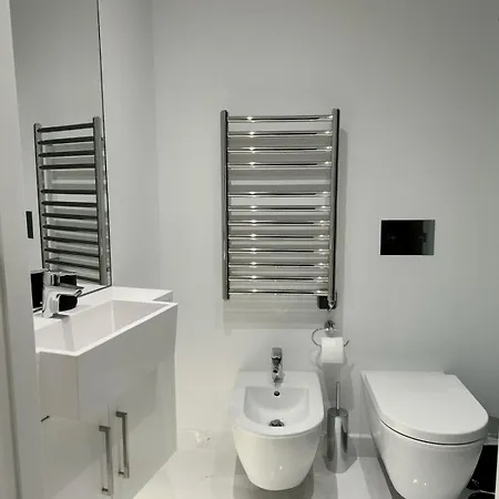 דירה No Centro De *